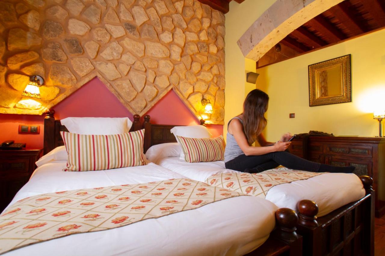 Отель Ibersol La Casona De Andrea Тьедра Экстерьер фото